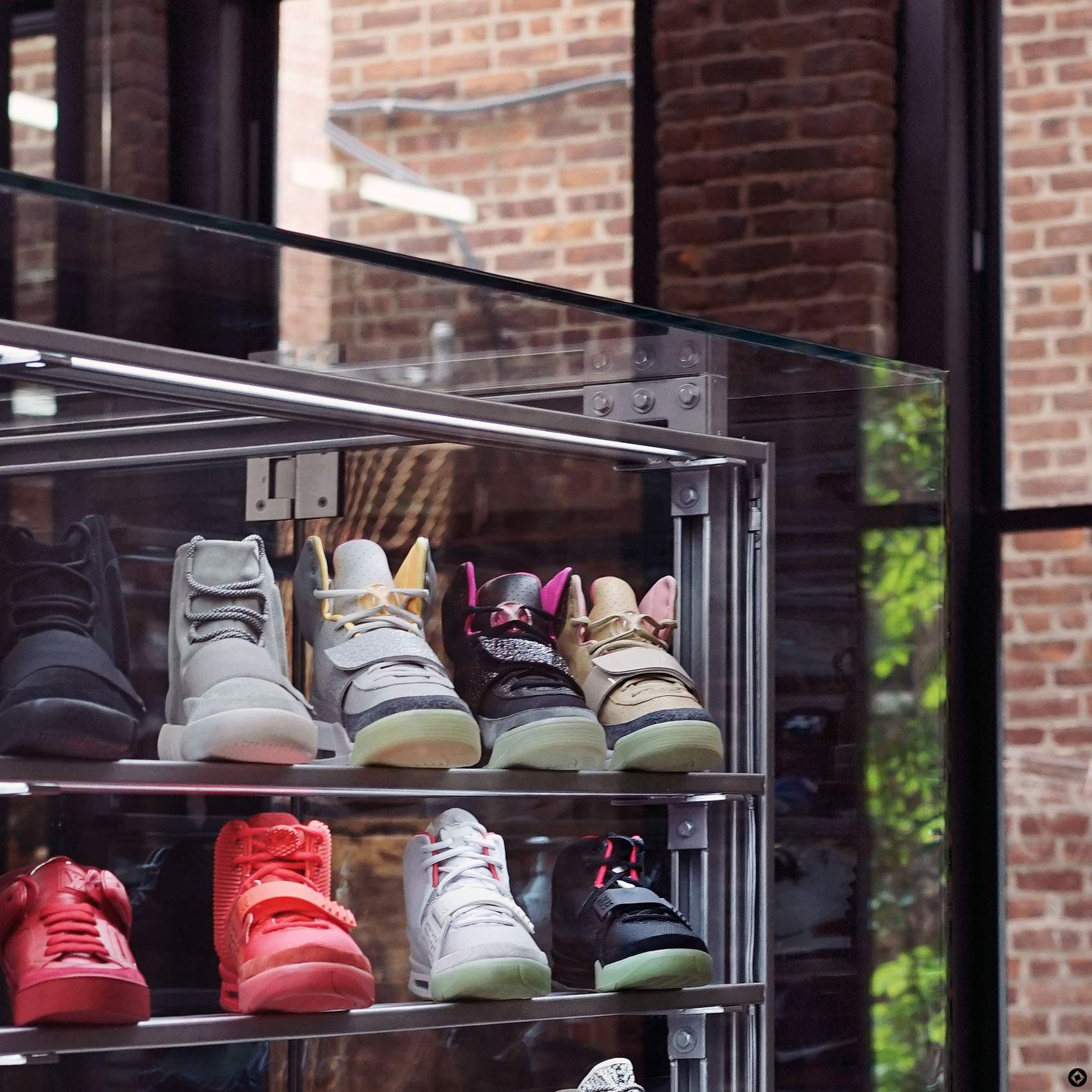 BEST SNEAKERS SHOPS IN NEW YORK JO YANA