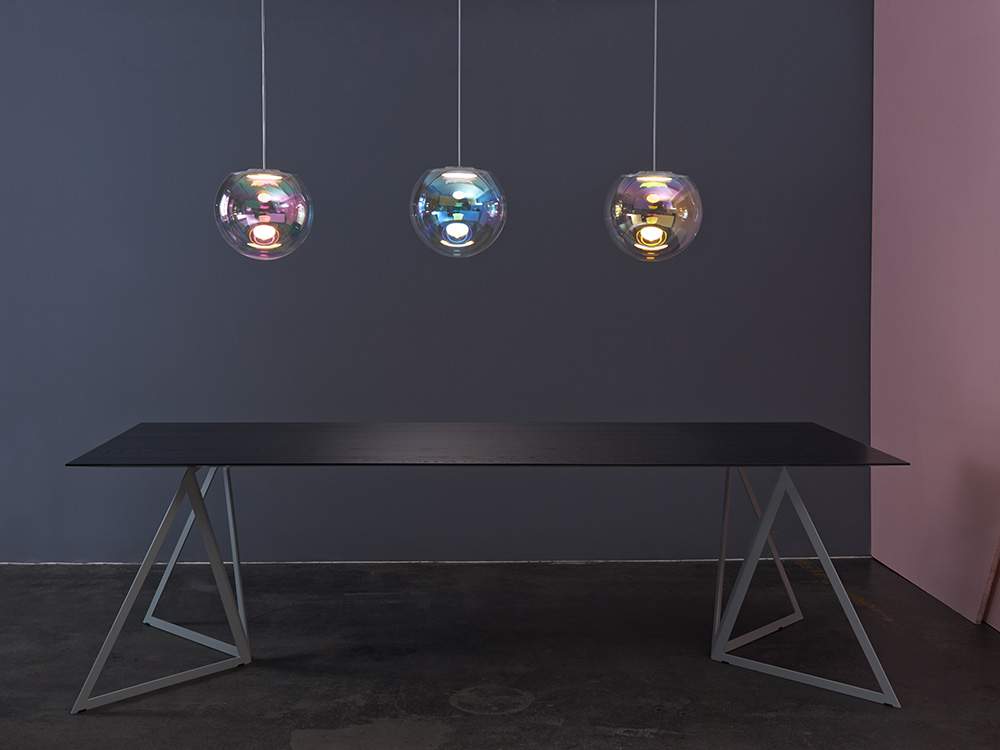 Suspension IRIS par Sebastian SCHERER